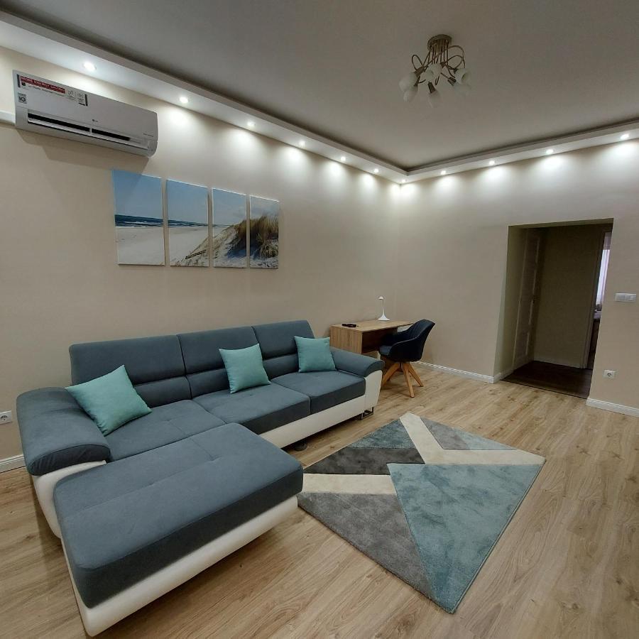 Ancsi Apartmant Kecskemét Exteriör bild