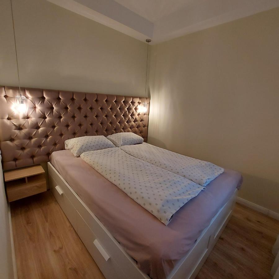 Ancsi Apartmant Kecskemét Exteriör bild